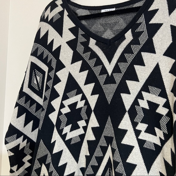 TOBI Aztec Sweater Dress - Picture 3 of 5